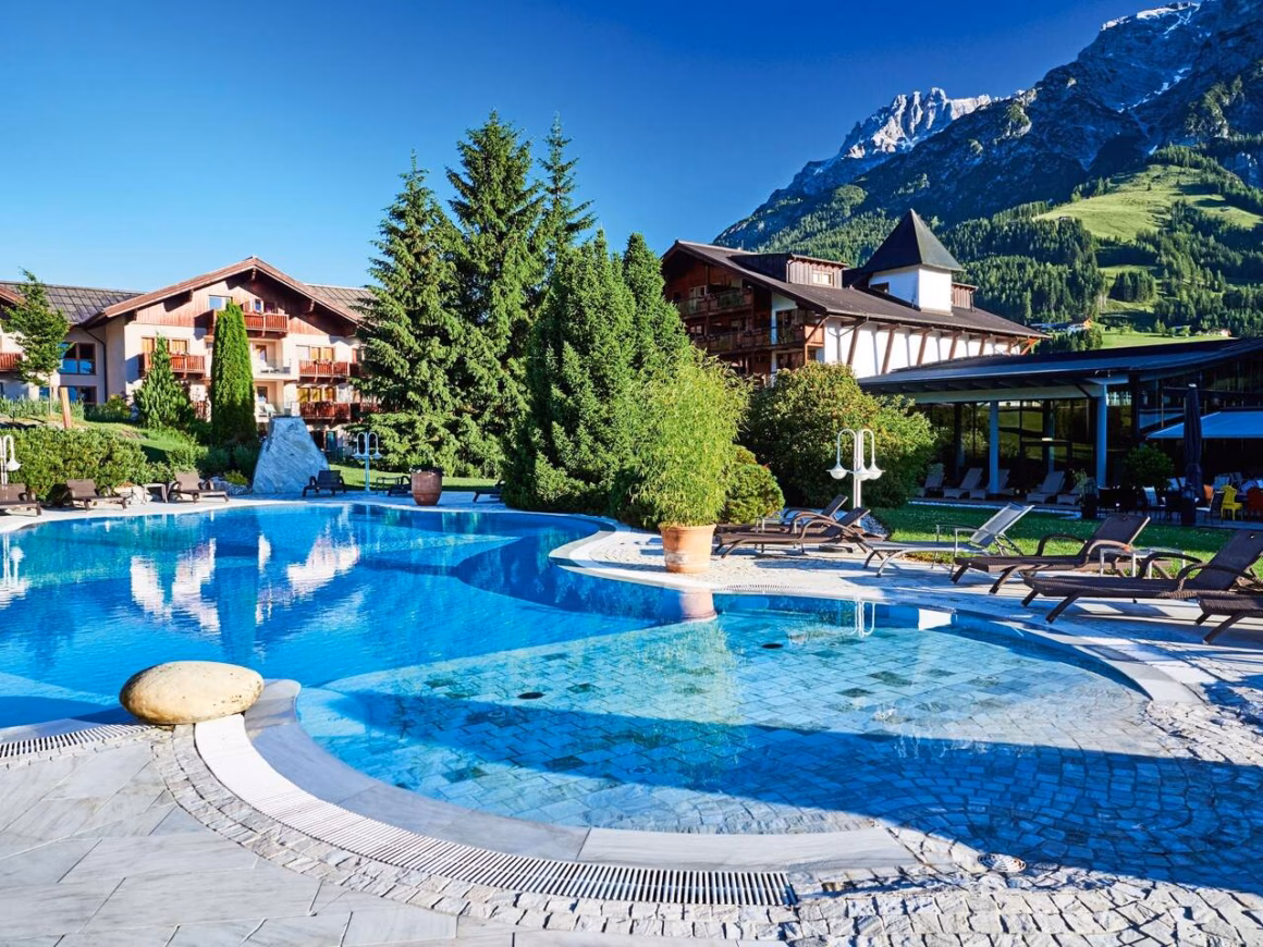 Außenpool Hotel Krallerhof