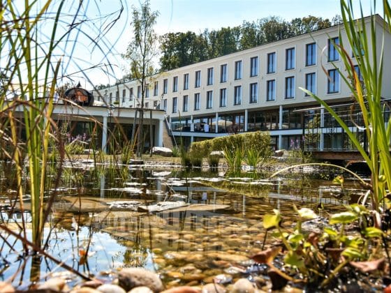 Erstes Hotel mit Teststraße Österreich Schlosspark Mauerbach