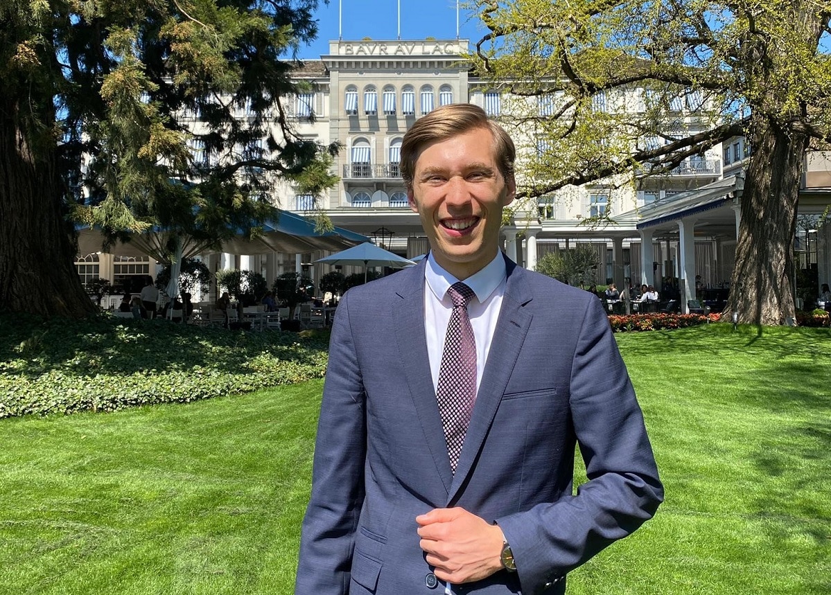 bester Rezeptionist der Welt Max Vetter Baur au Lac