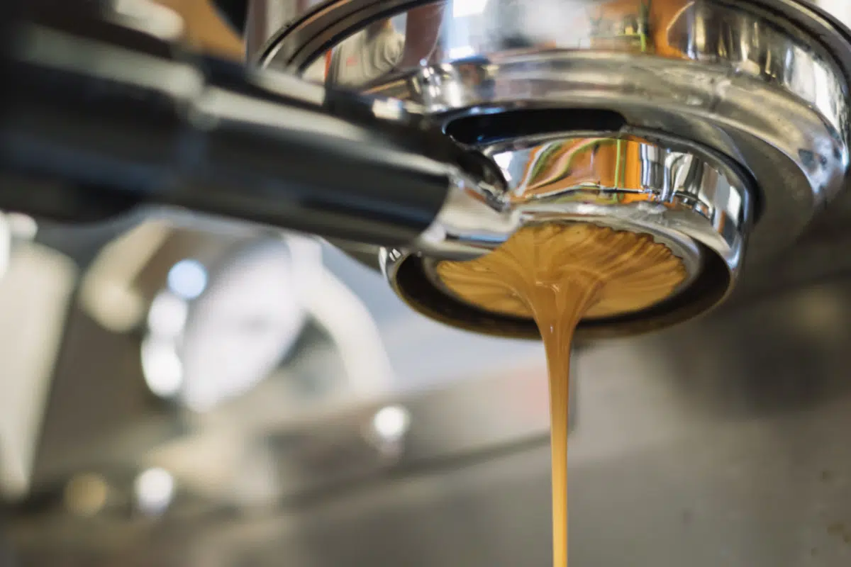 Woher kommt die Crema auf dem Kaffee