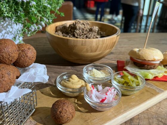 Stiegl zum Essen als Burgerpatty oder knuspriges Bällchen