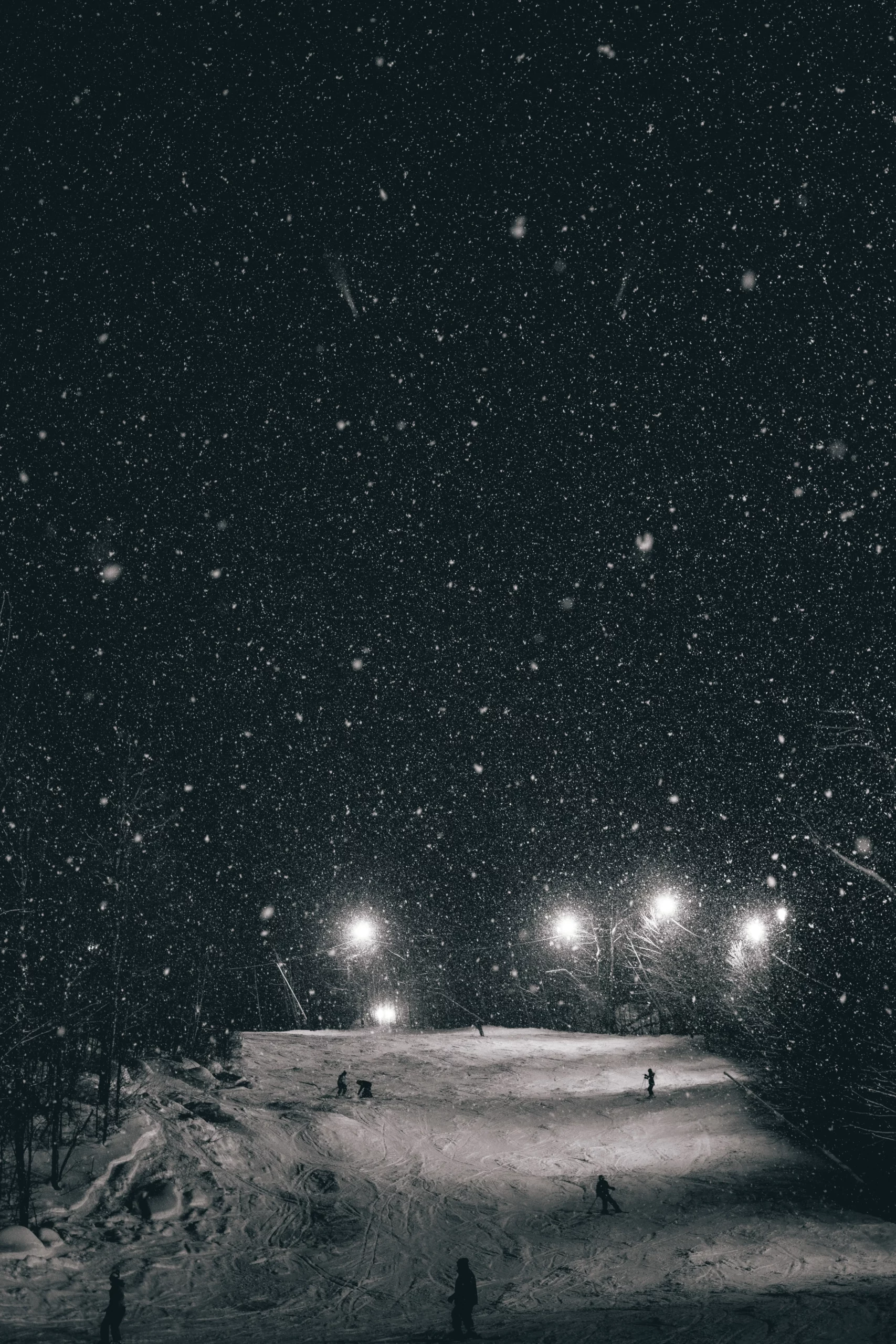 Nachtskifahren in Österreich es schneit