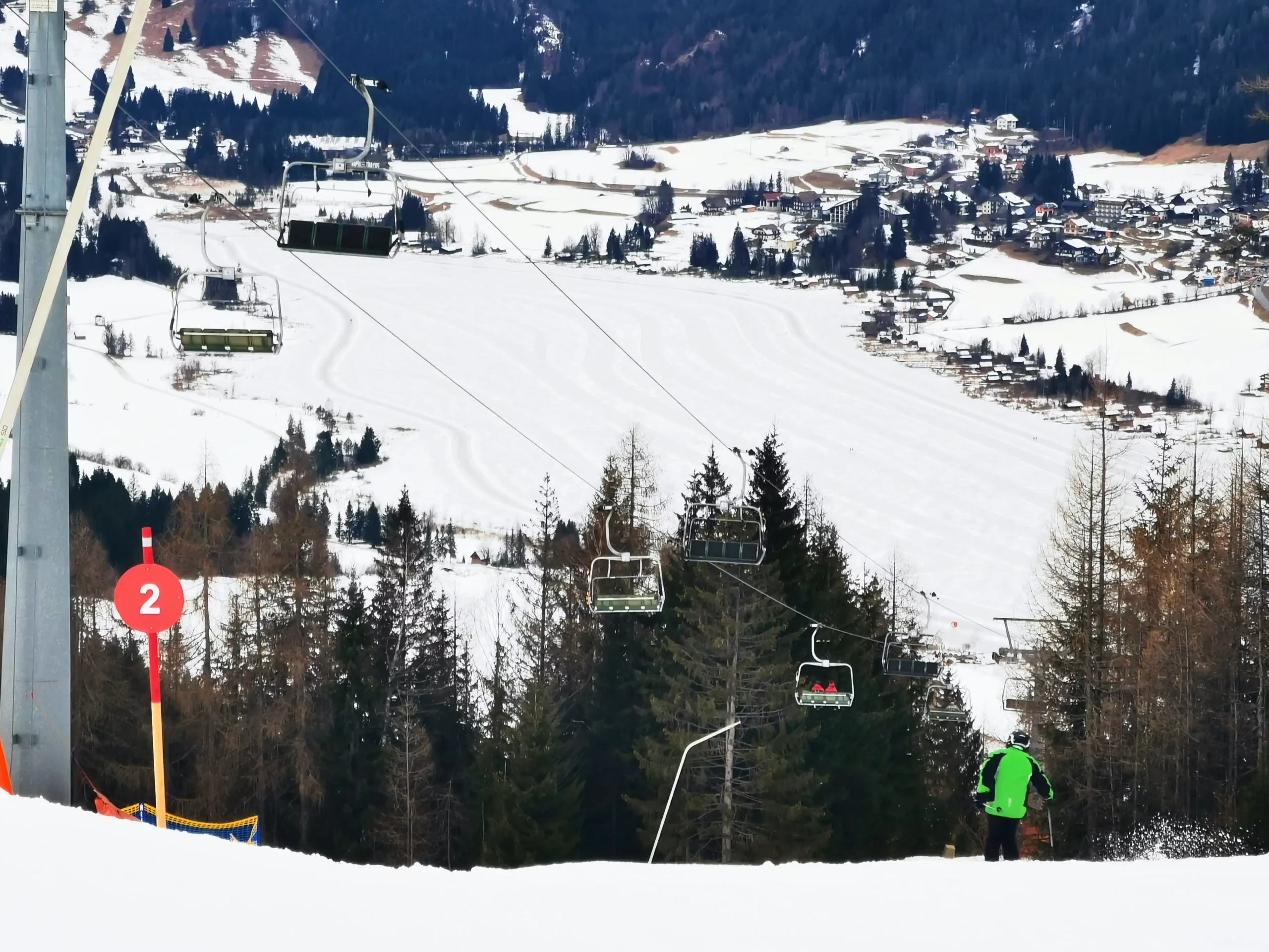 Skifahren Wintersport am Weißensee