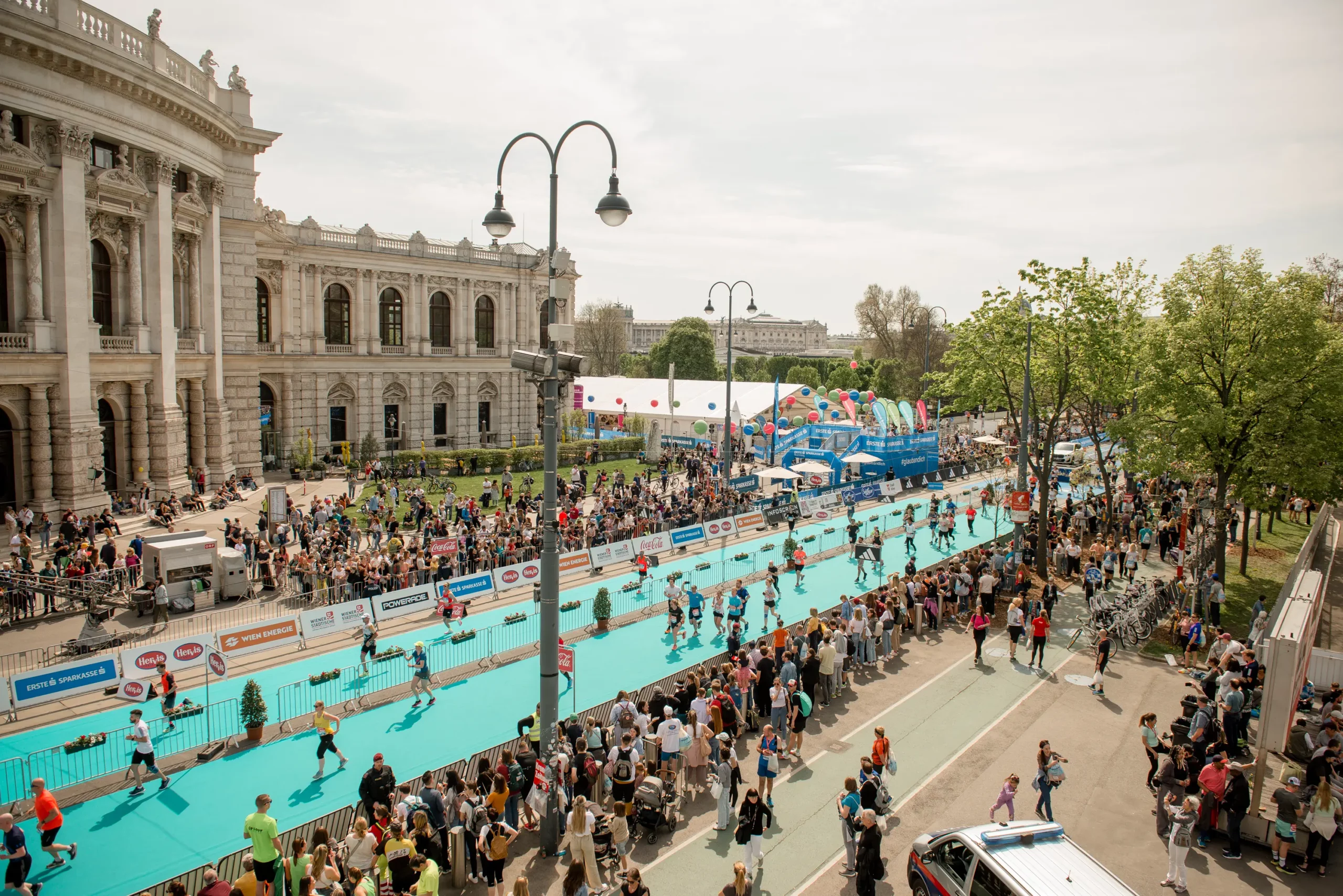 Wien Marathon 2024 Burgtheater