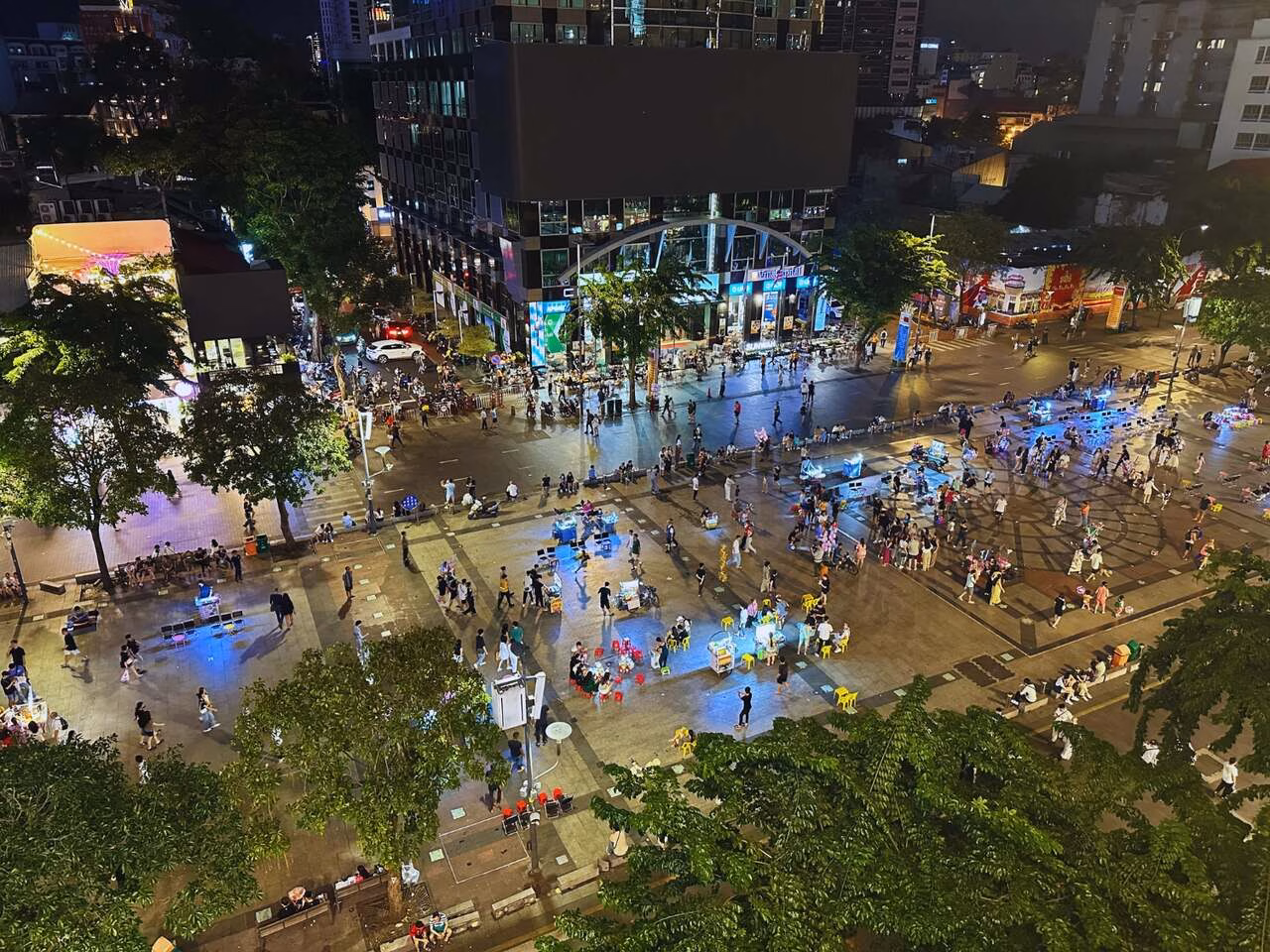Saigon bei Nacht