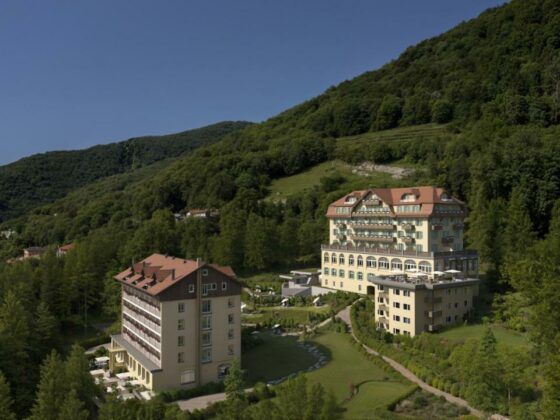 Luxushotel in Wengen Außenansicht Grand Hotel Belvedere