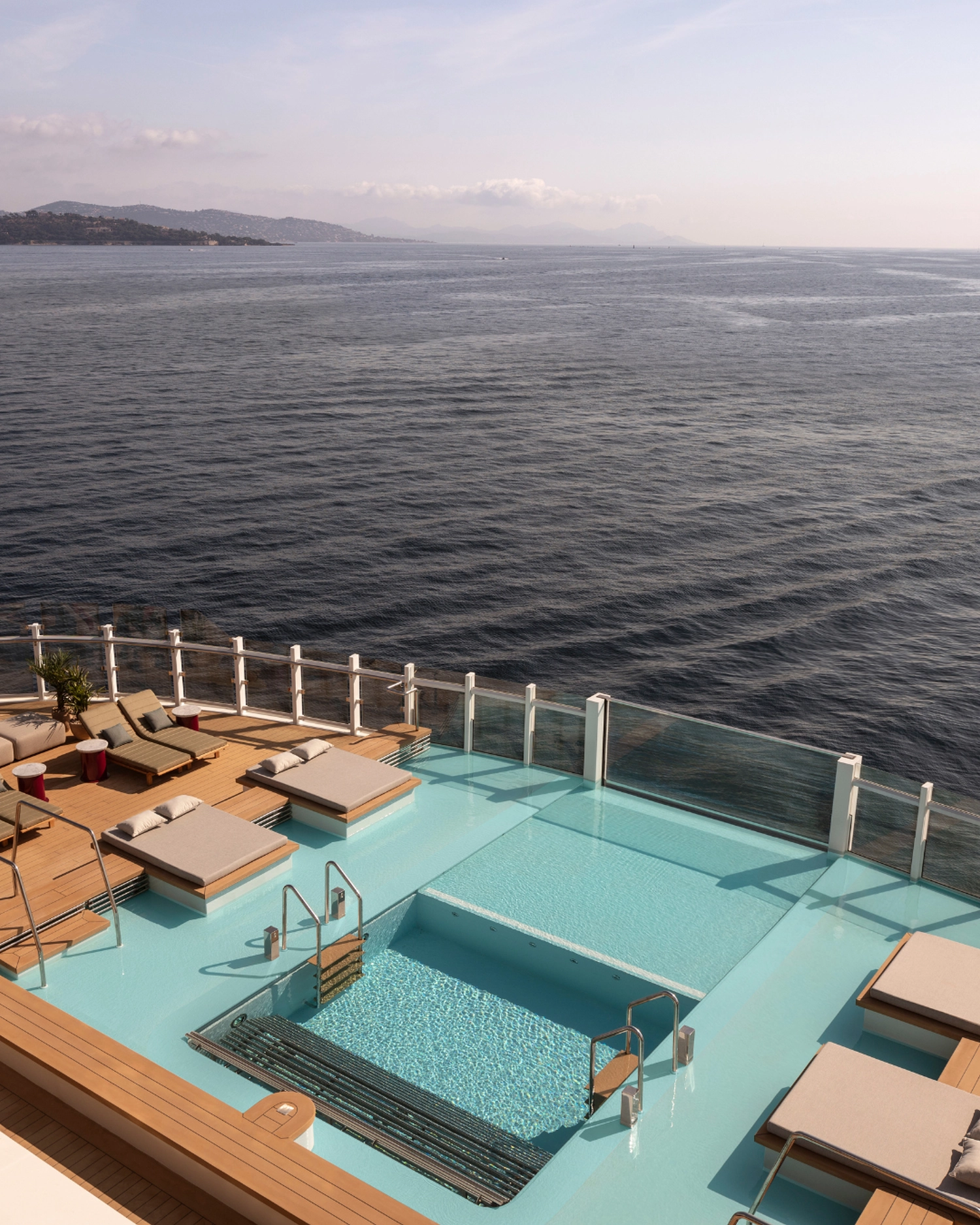 Superyacht von Ritz-Carlton Deck