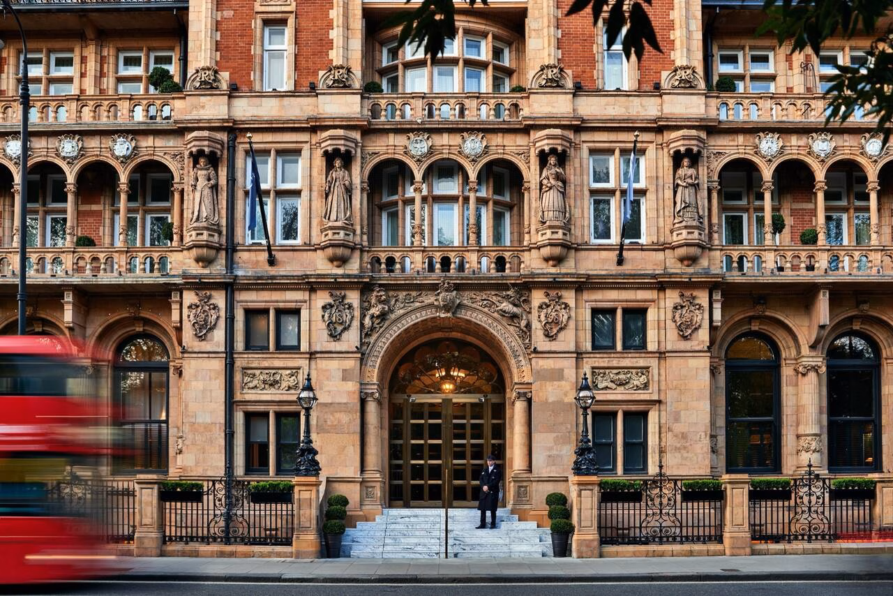 Günstigstes Luxushotel in London, Fassade Kimpton Fitzroy London