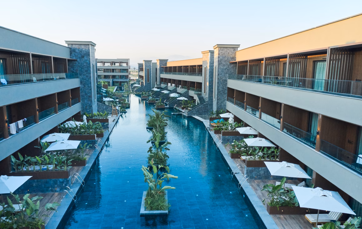 Aldiana Club Side muss schließen, Pool