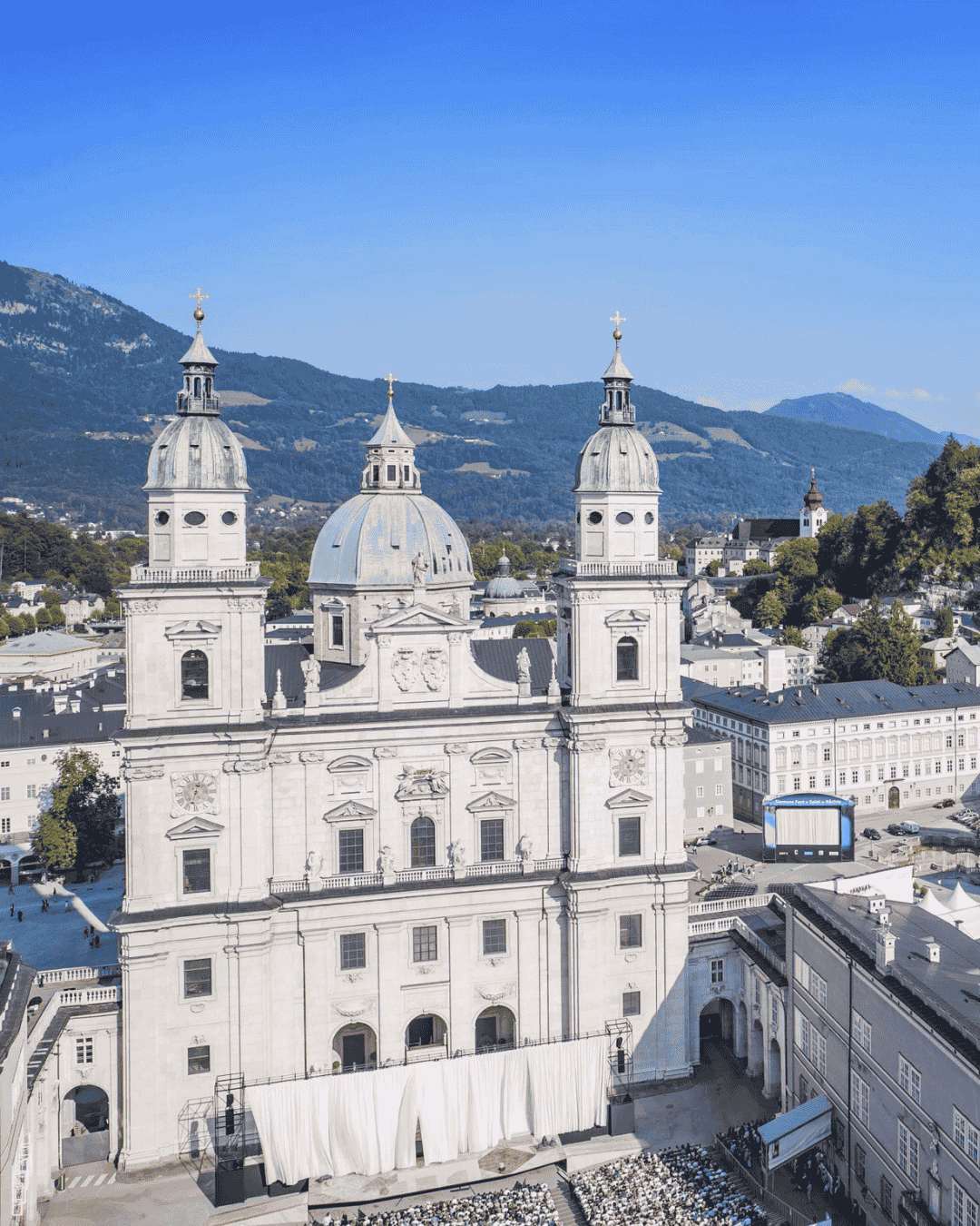 Salzburger Festspiele Domplatz Jedermannbühne