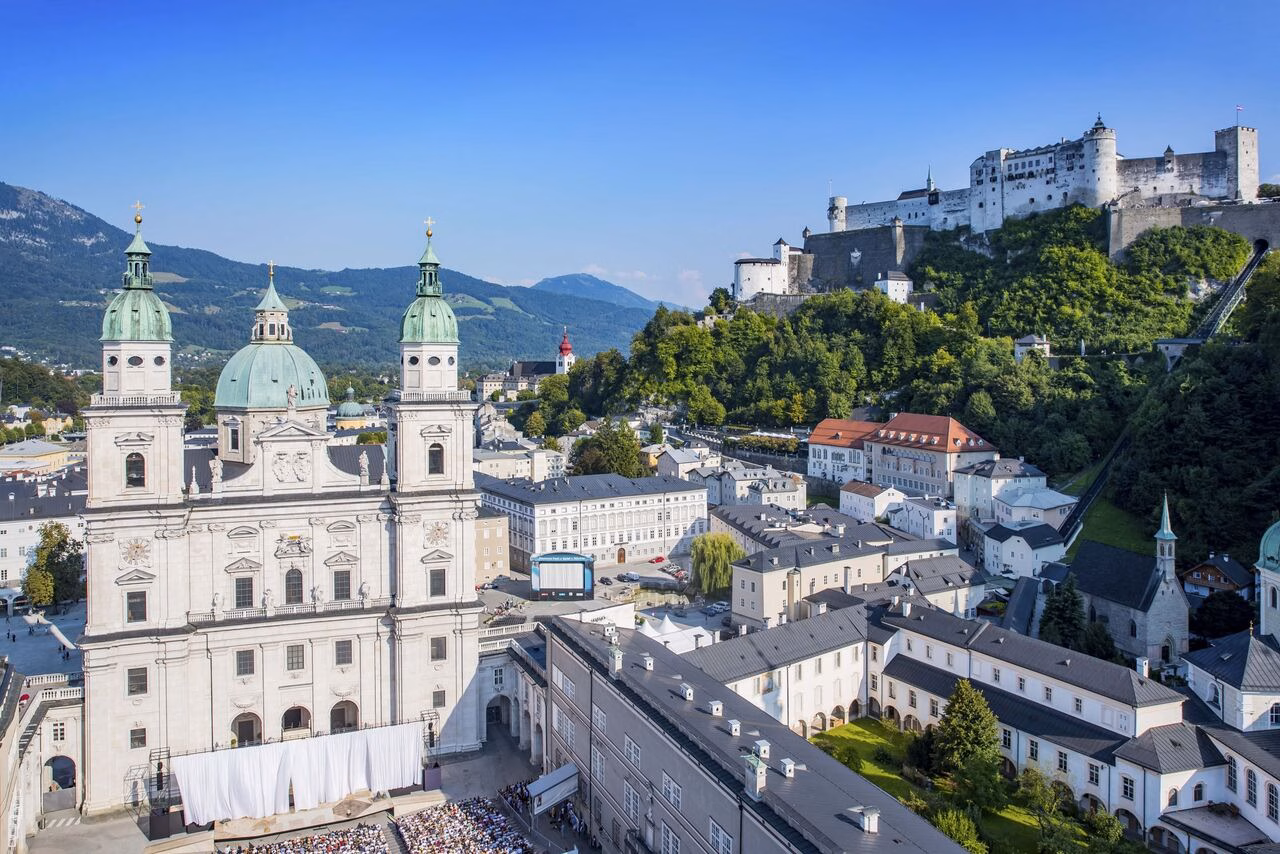 Salzburger Festspiele Domplatz Jedermannbühne
