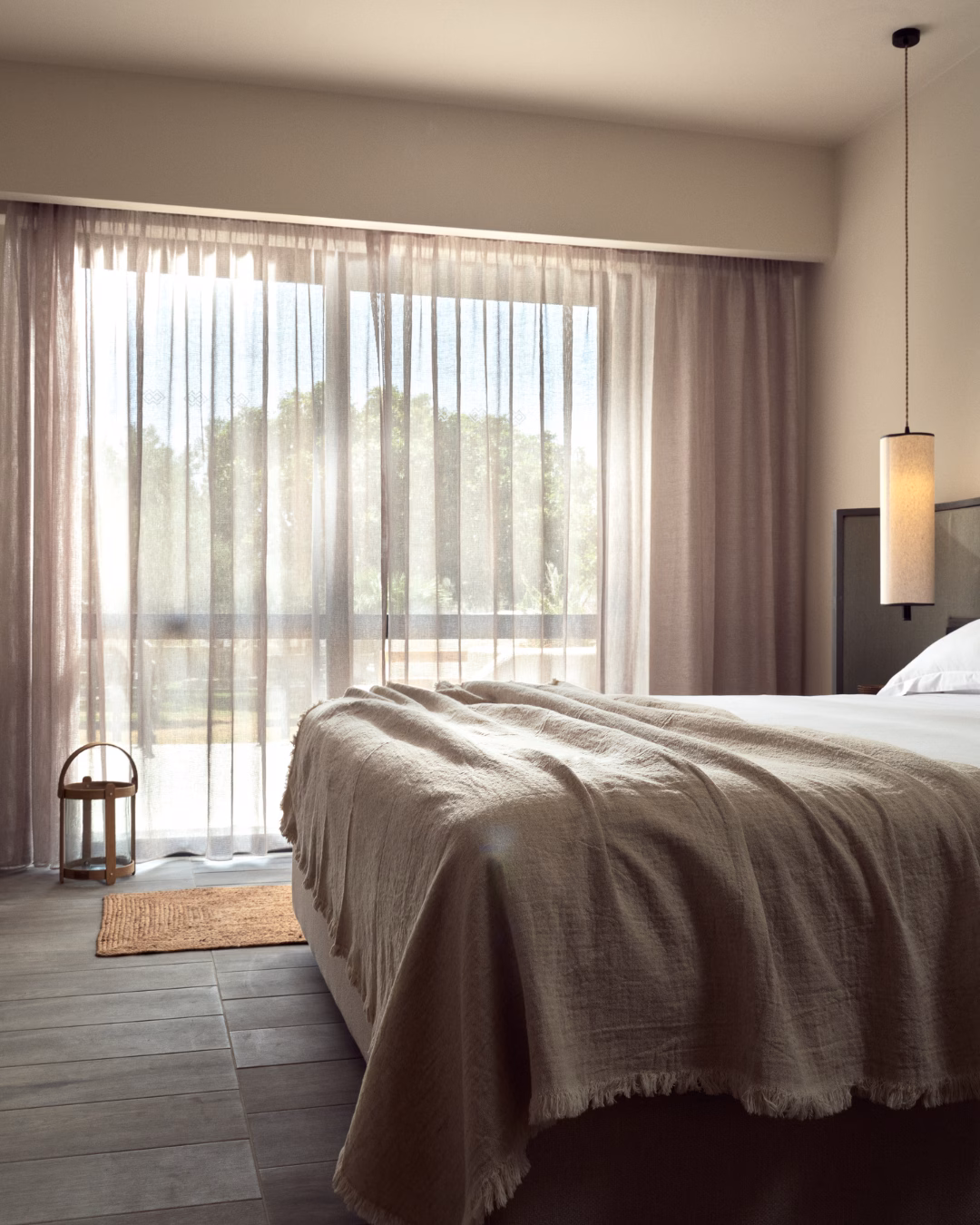 Evergreen Deluxe Bedroom