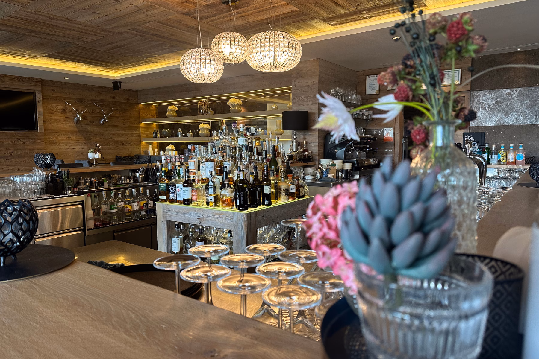 Bar Hotel Chalet das Alpenschlössel