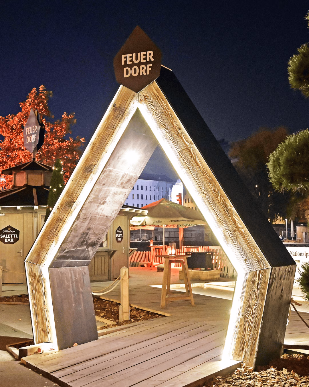 Feuerdorf Donaukanal