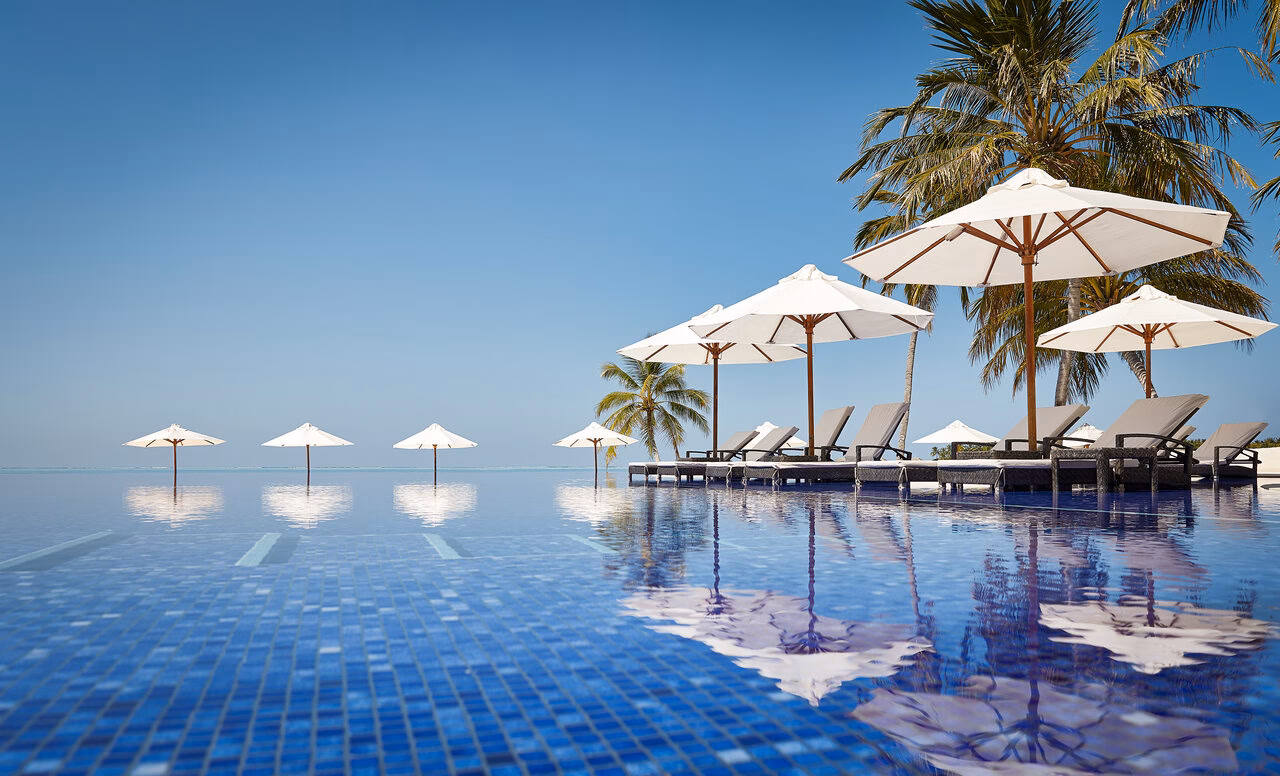 Malediven Pool Conrad