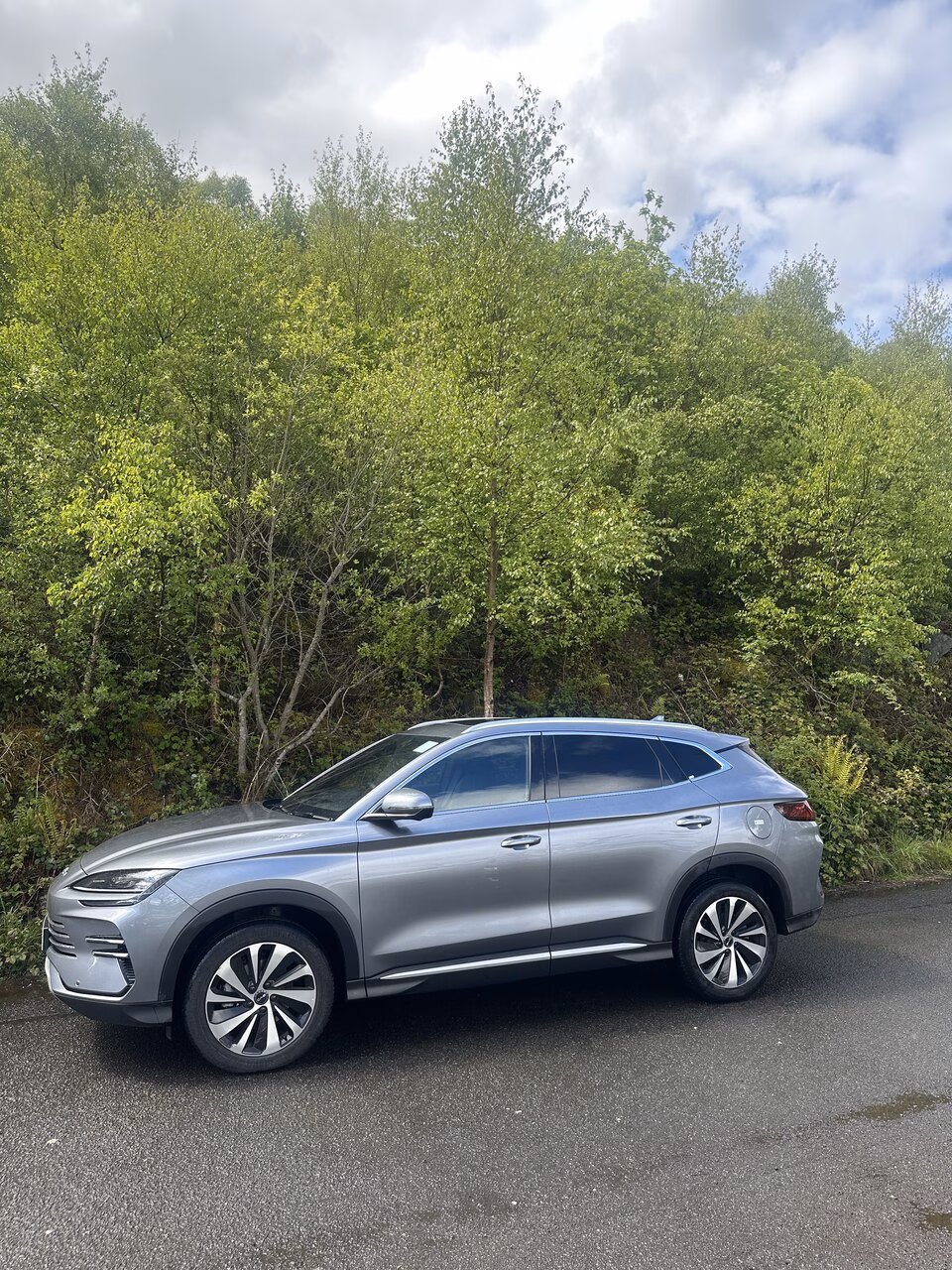 Ideale Wahl für unseren Schottland Roadtrip: BYD Hybrid. © The Chill Report