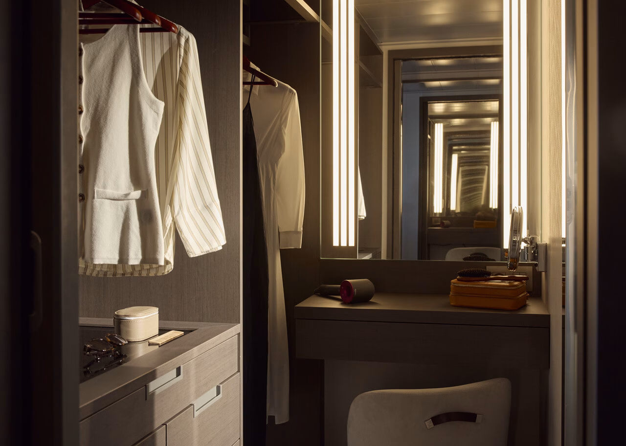 Explora II Suite
