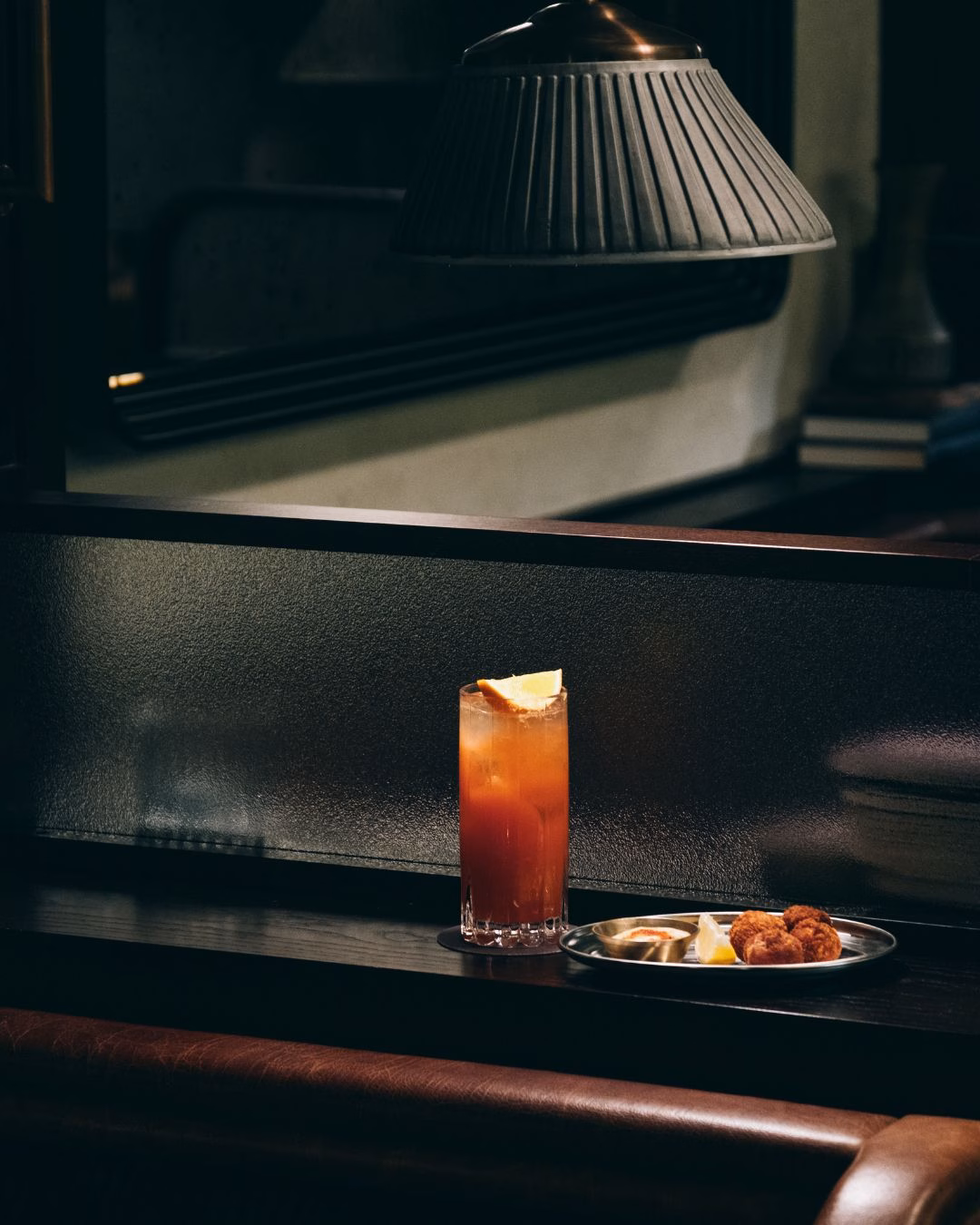 Salon Paradise Speakeasy bar The Hoxton Vienna