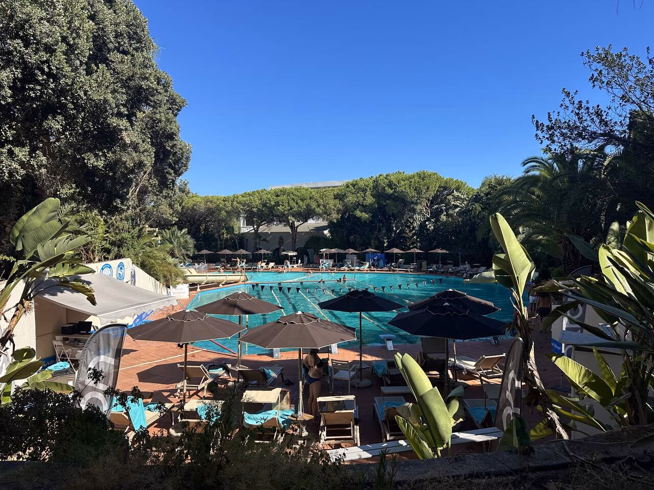 Pool mit Wasserrutschen Forte Village